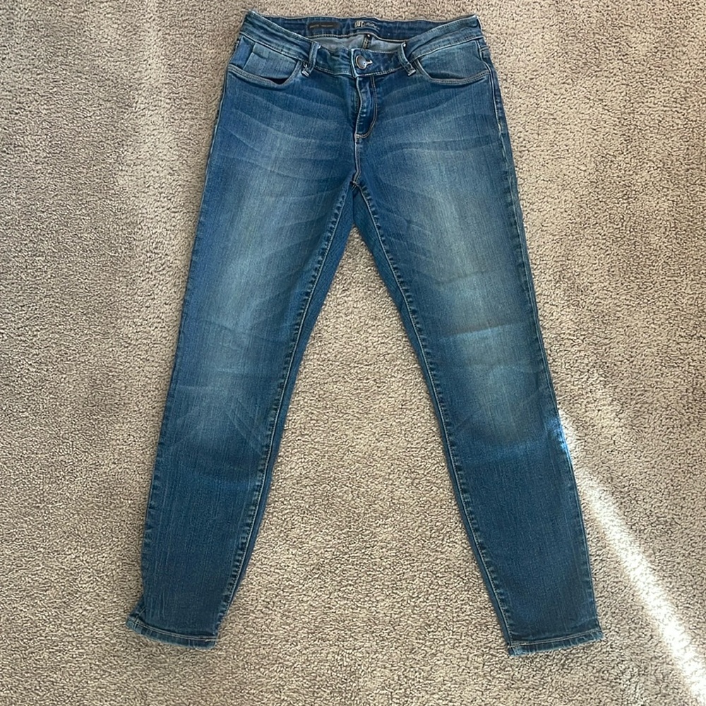Kut from the Kloth Brigitte Ankle Skinny Size 6